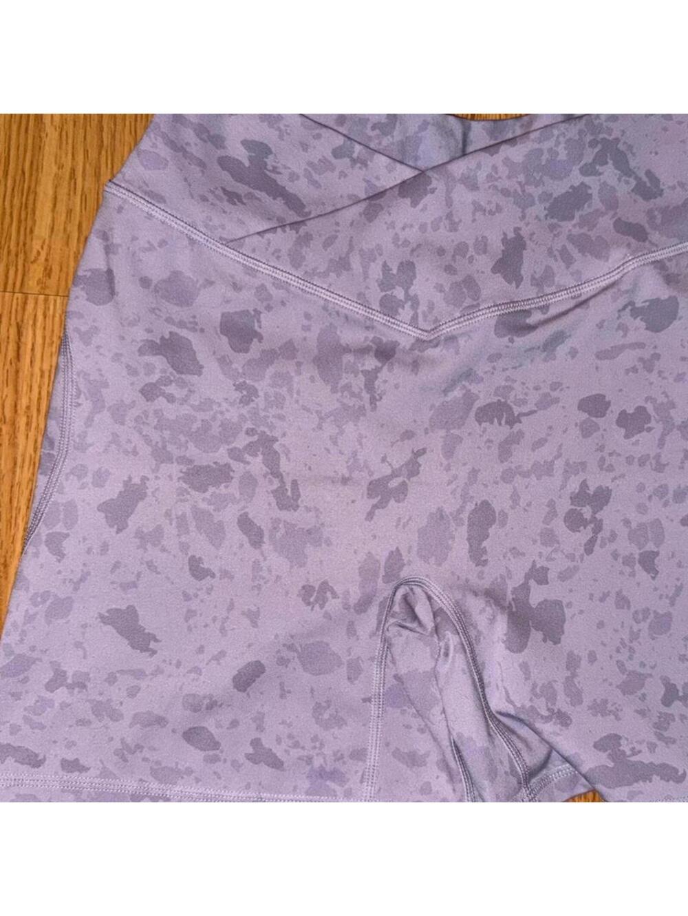 Alphalete Women's Purple camo biker Shorts sz S/M? see measurements